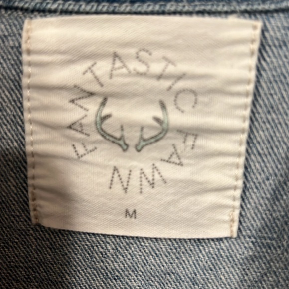 NEW FANTASTIC FAWN BRAND NEW JEAN JACKET - Picture 2 of 6
